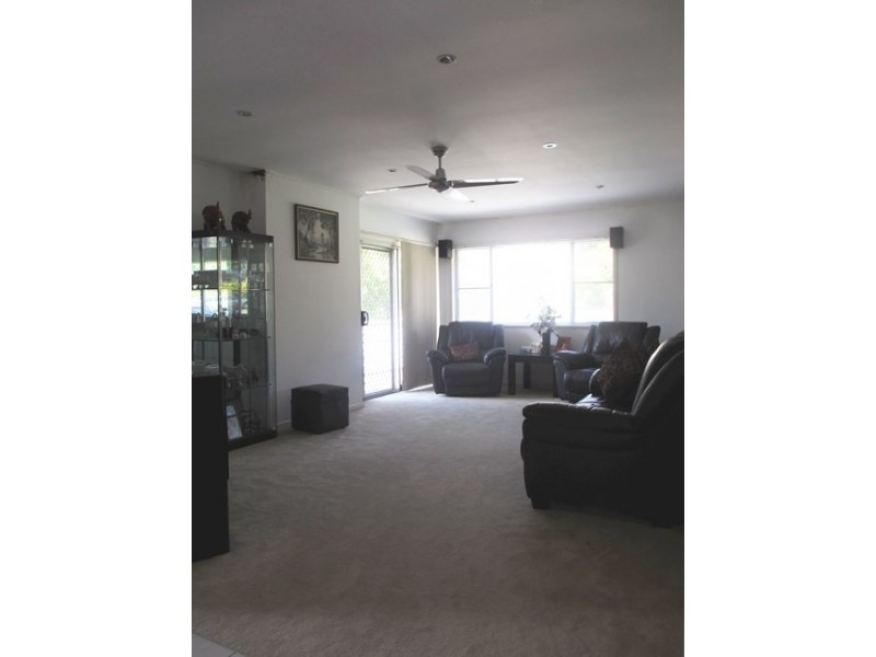 12 Laver Street, Macgregor QLD 4109