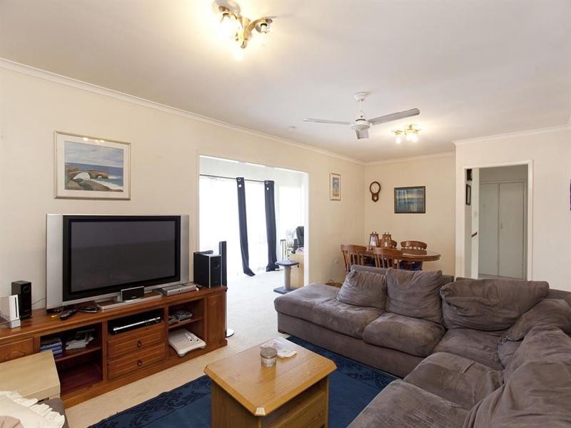 4 Morialta Street, Mansfield QLD 4122