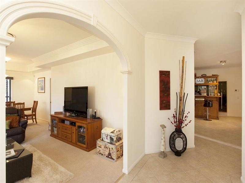 28 Coventry Place, Wishart QLD 4122