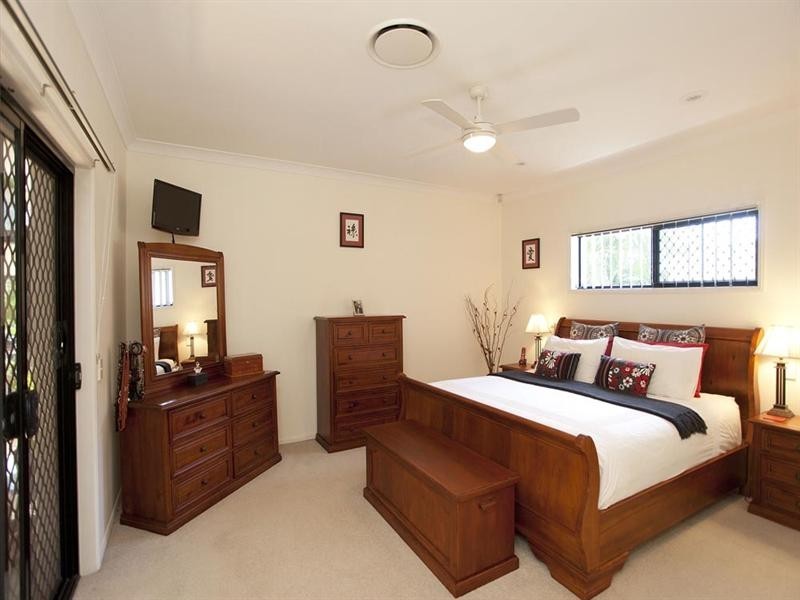 28 Coventry Place, Wishart QLD 4122