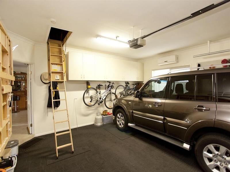 28 Coventry Place, Wishart QLD 4122