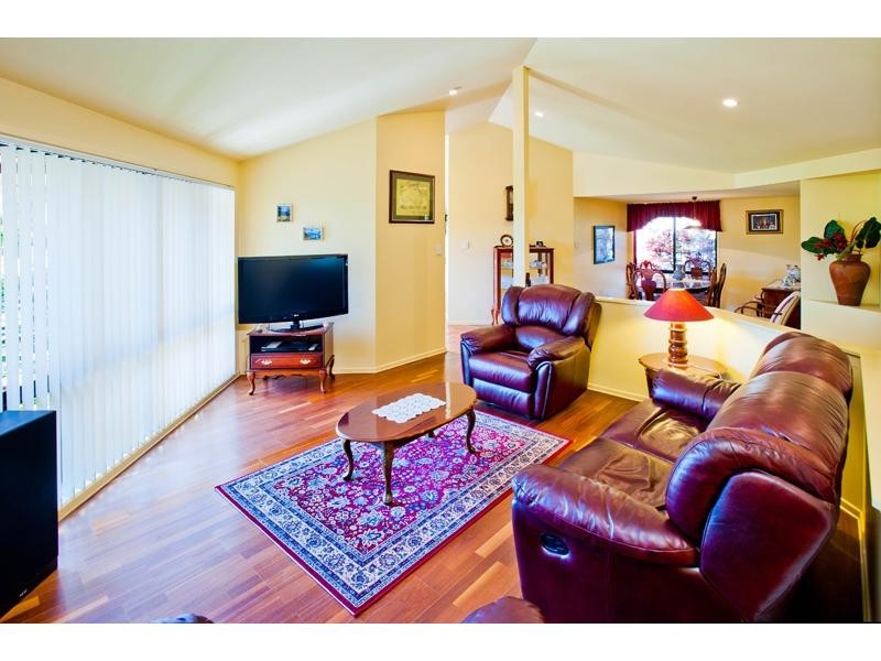 35 Berkley Place, Carindale QLD 4152