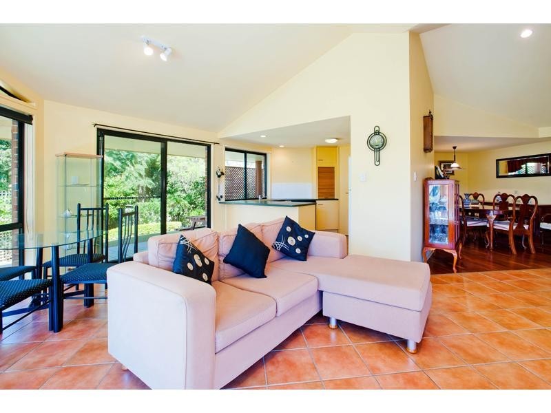 35 Berkley Place, Carindale QLD 4152