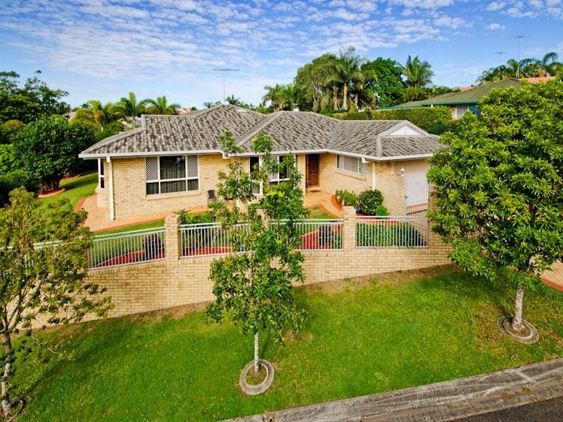 2 Lonsdale Place, Wishart QLD 4122