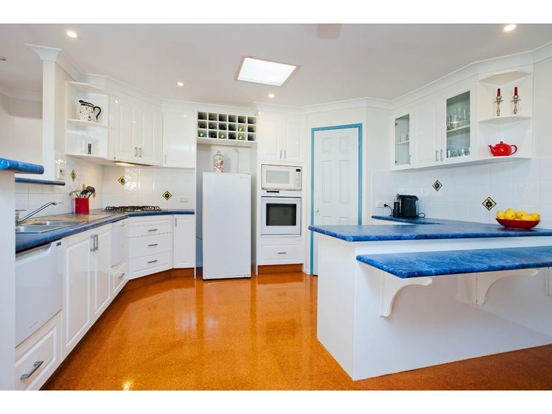 2 Lonsdale Place, Wishart QLD 4122