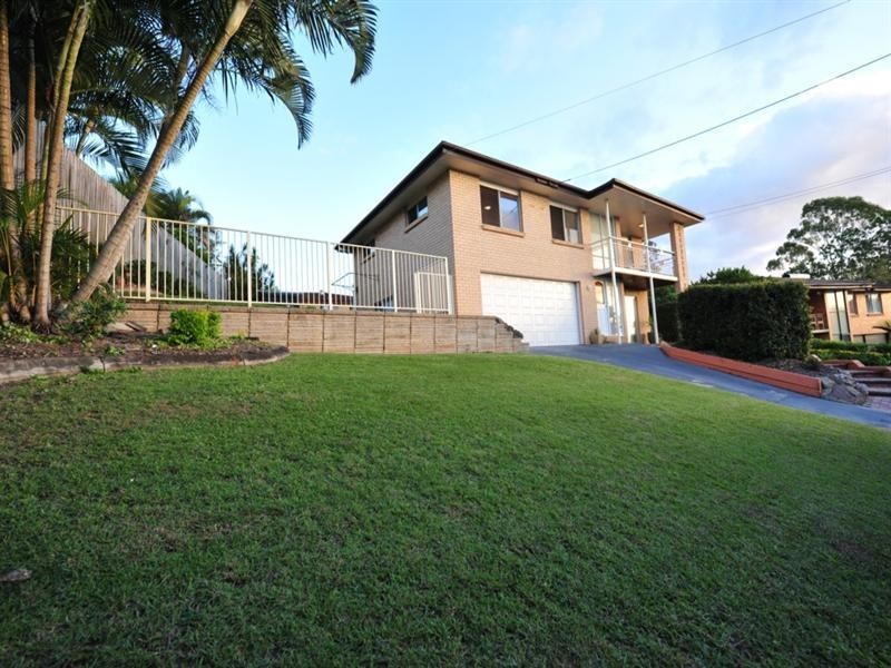 85 Garie Street, Wishart QLD 4122