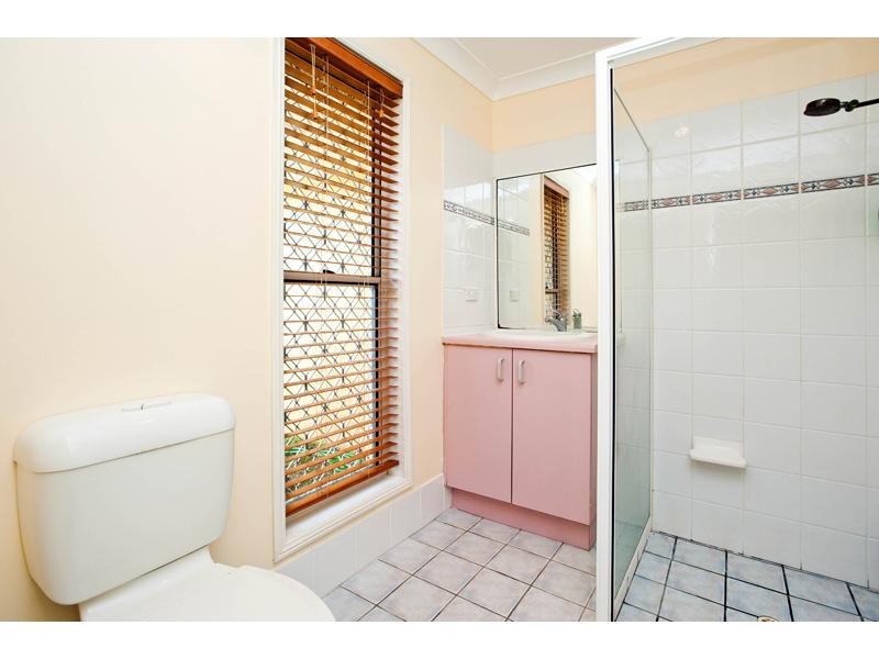 54 Bannockburn Road, Windaroo QLD 4207