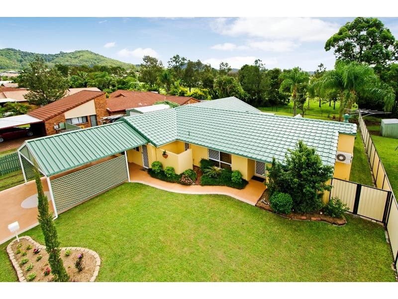 54 Bannockburn Road, Windaroo QLD 4207