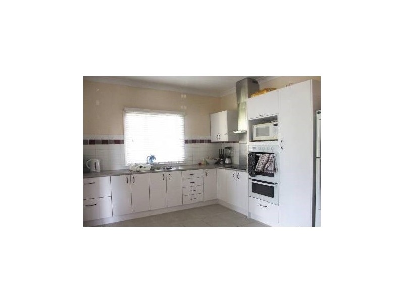 81 Sherwood Road, Rocklea QLD 4106