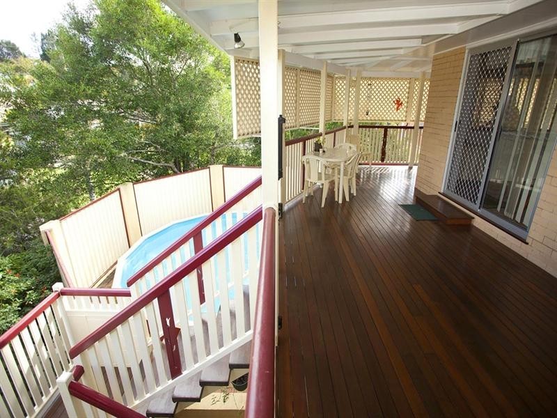 2 Colombo Street, Wishart QLD 4122