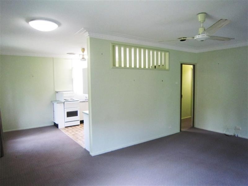 11 Poulton Street, Upper Mount Gravatt QLD 4122