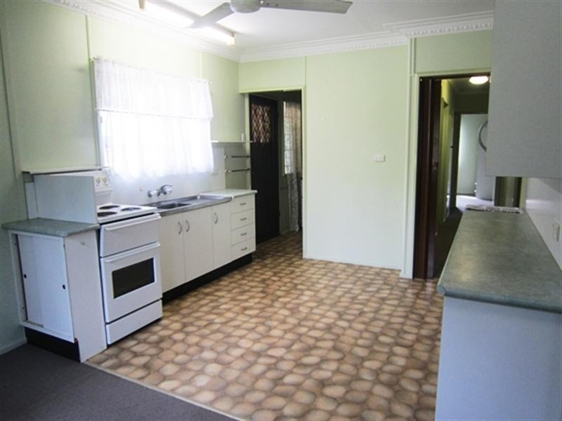 11 Poulton Street, Upper Mount Gravatt QLD 4122