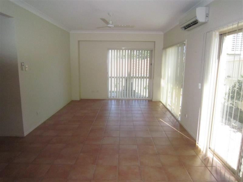 5 Leelaben Place, Eight Mile Plains QLD 4113