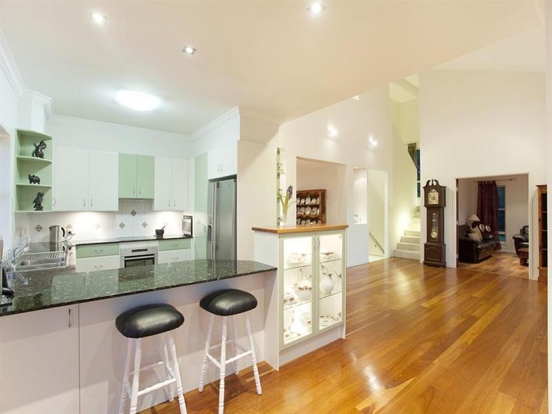 33 Rivergum Place, Mackenzie QLD 4156