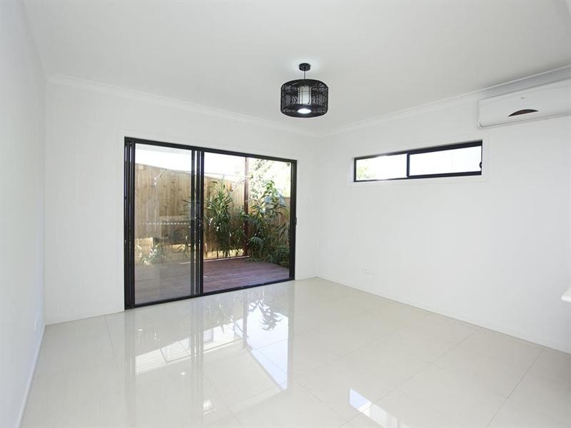 2A Lauder Street, Mount Gravatt East QLD 4122