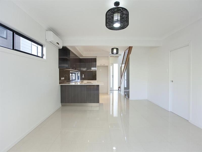 2A Lauder Street, Mount Gravatt East QLD 4122