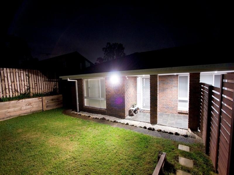 4 Banika Street, Mansfield QLD 4122