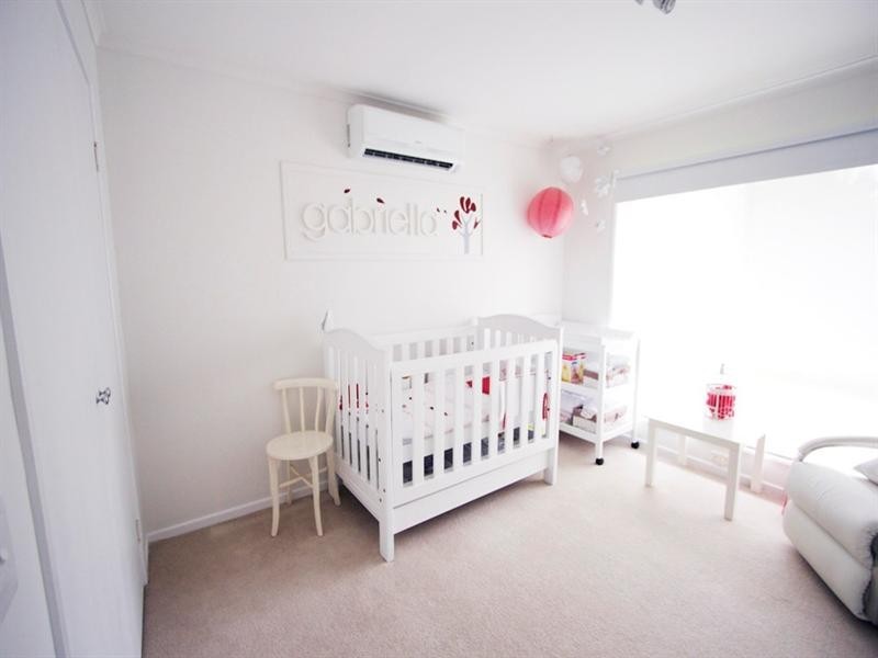 4 Banika Street, Mansfield QLD 4122