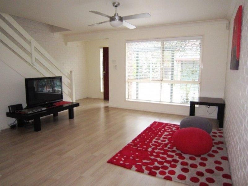 8/128 Smith Road, Woodridge QLD 4114