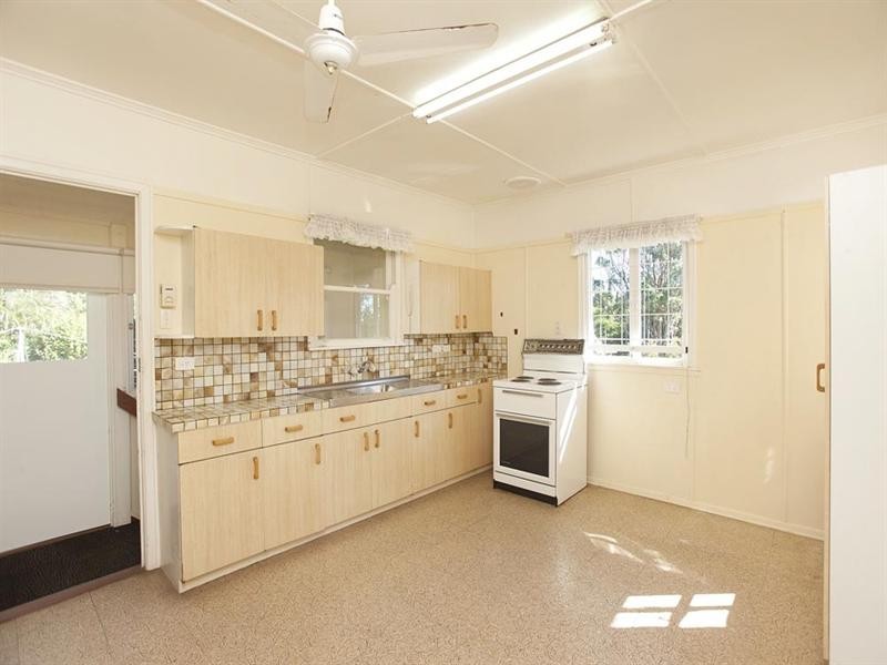 138 Hoff Street, Mount Gravatt East QLD 4122