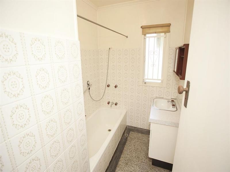 138 Hoff Street, Mount Gravatt East QLD 4122