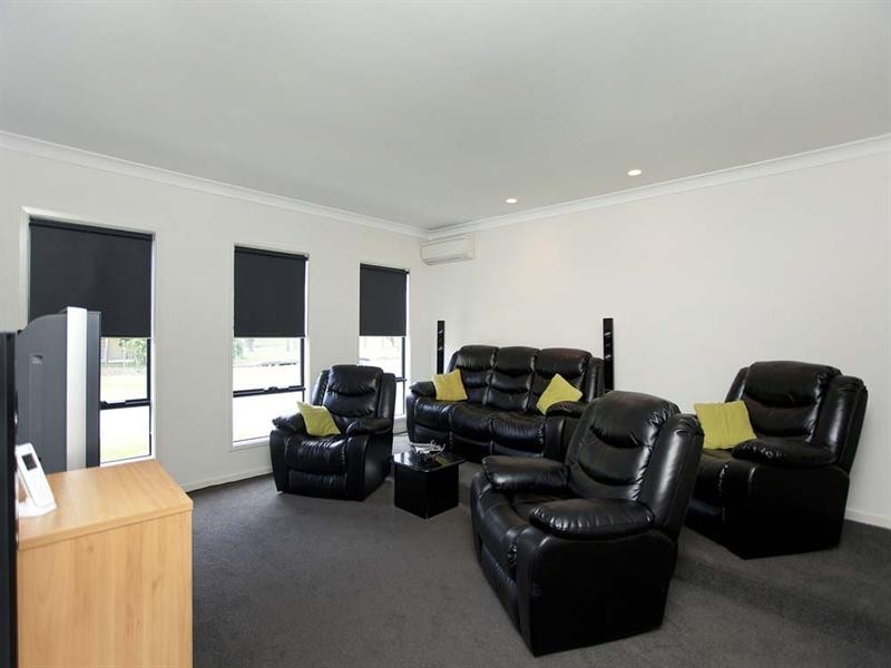 331 WISHART Road, Wishart QLD 4122