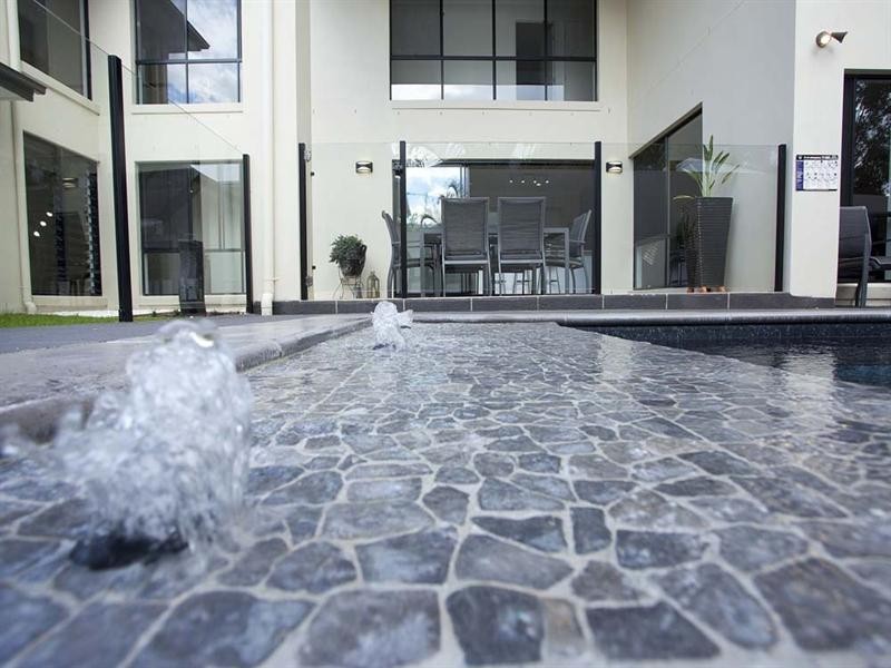 331 WISHART Road, Wishart QLD 4122