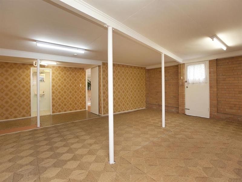 28 Fernshaw Street, Macgregor QLD 4109