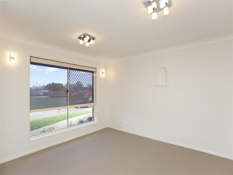 6 Cedarbird Court, Wishart QLD 4122