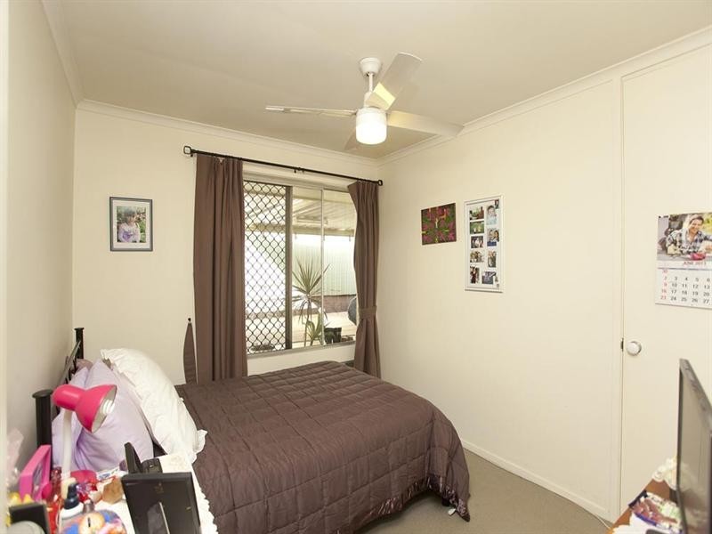 525 Broadwater Road, Mansfield QLD 4122