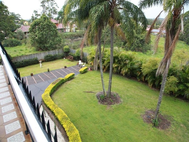 28 Unsworth Street, Belmont QLD 4153