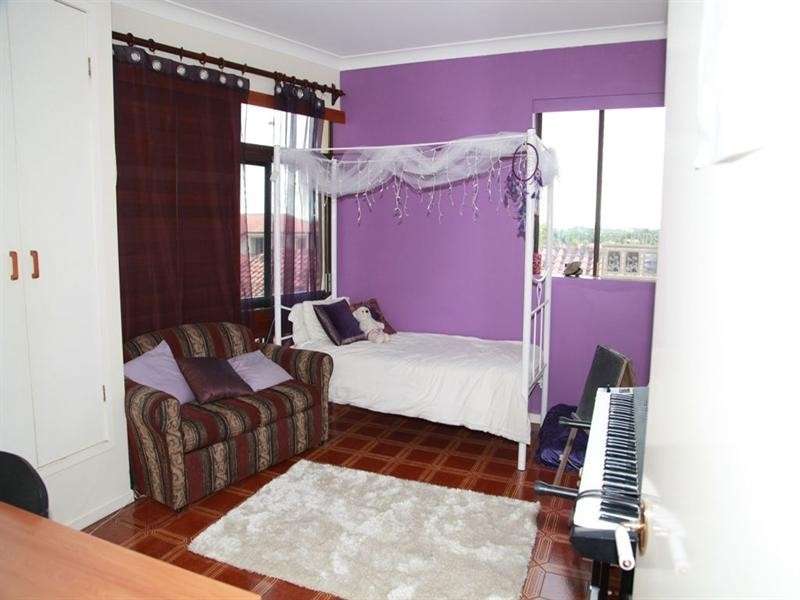 28 Unsworth Street, Belmont QLD 4153