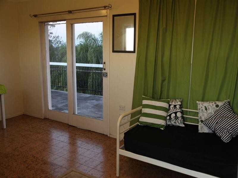 28 Unsworth Street, Belmont QLD 4153