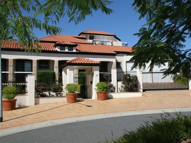 28 Unsworth Street, Belmont QLD 4153