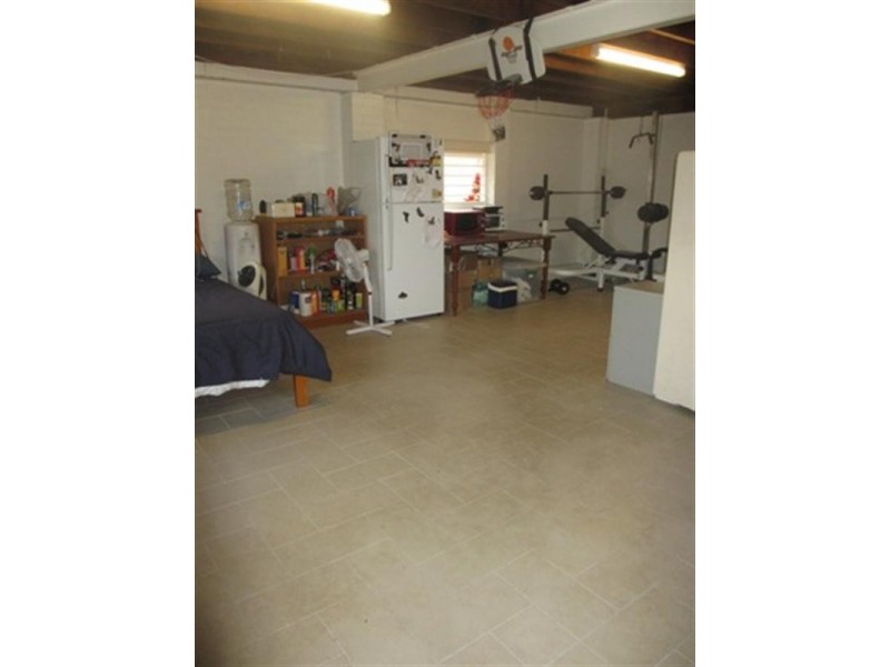 18 Joplin Street, Robertson QLD 4109