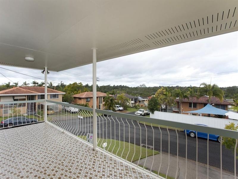 28 Fernshaw Street, Macgregor QLD 4109