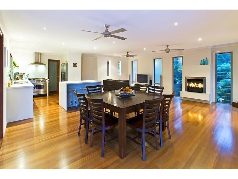 16 Tarawara Avenue, Tallai QLD 4213