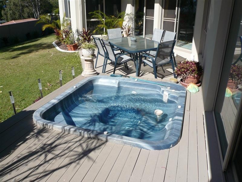 11 Kambalda Court, Worongary QLD 4213