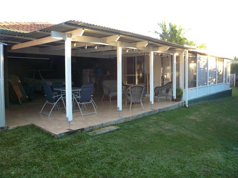 73 Alexander Drive, Highland Park QLD 4211