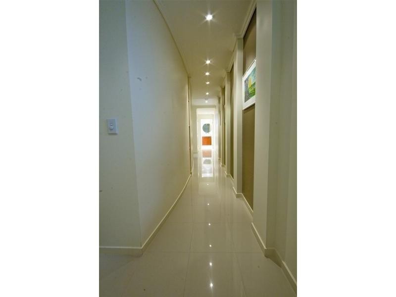 62 Watts Drive, Varsity Lakes QLD 4227