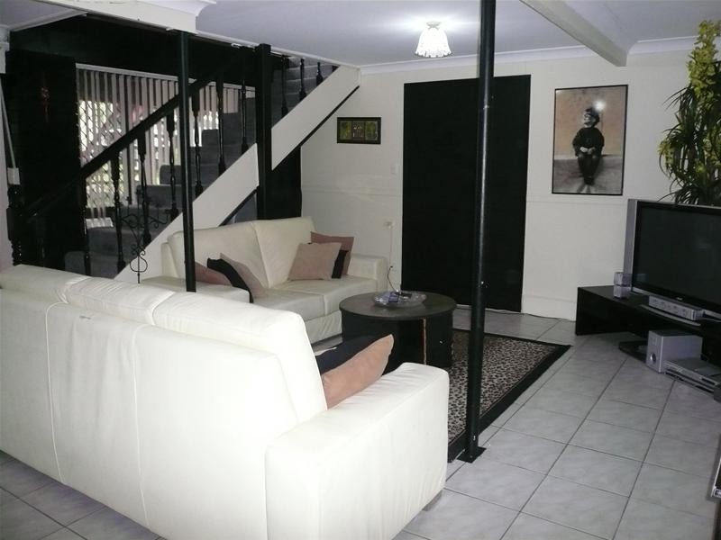 12 Jerrawa Street, Nerang QLD 4211