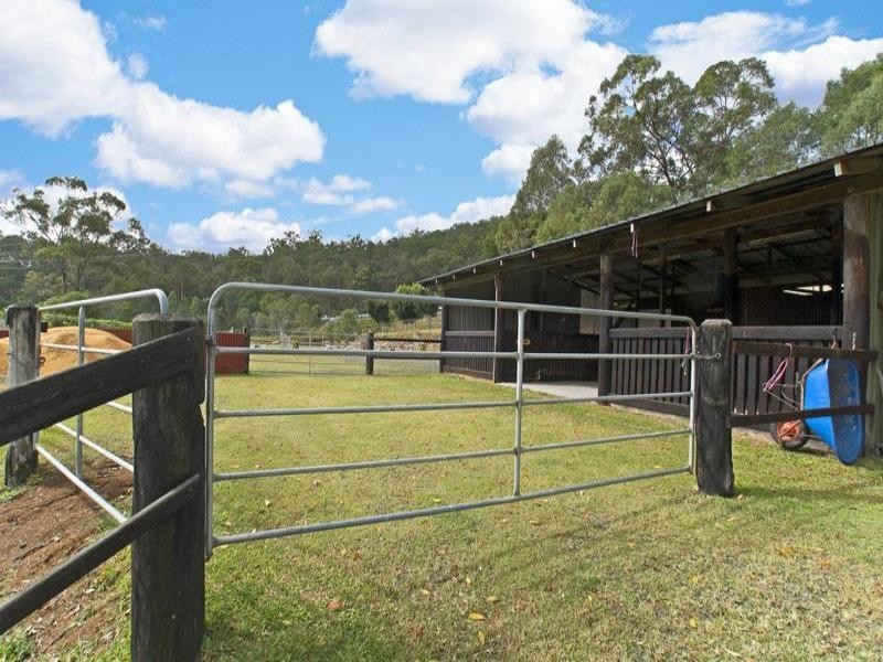 Mount Nathan QLD 4211