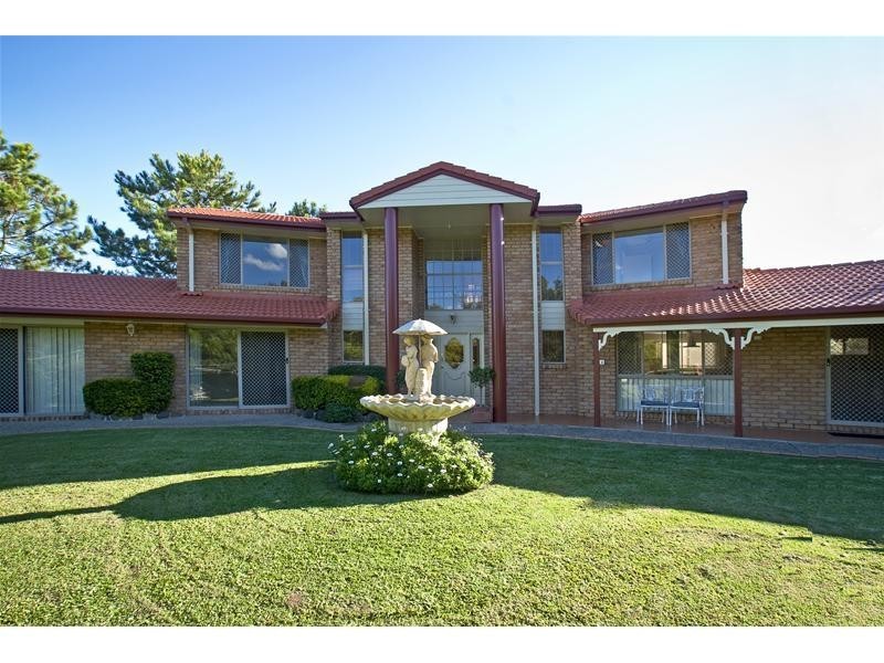 26 Vince Hinde Drive, Worongary QLD 4213