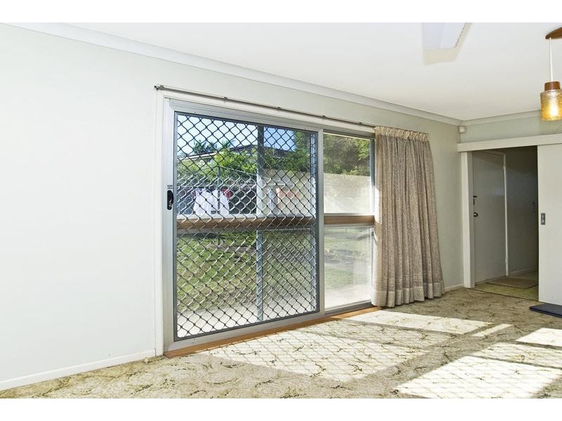 24 Nerang-Broadbeach Road, Nerang QLD 4211