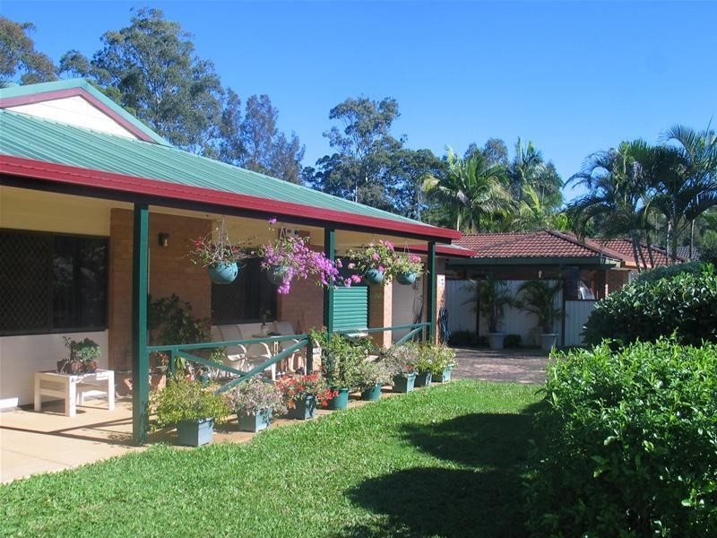 21 Merloo Drive, Nerang QLD 4211