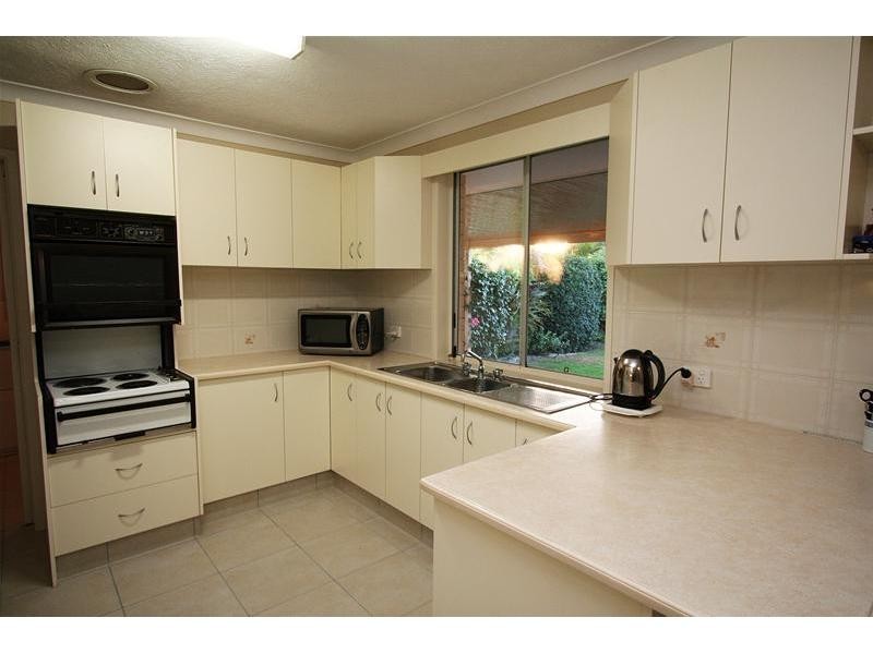 15 Bahloo Avenue, Palm Beach QLD 4221