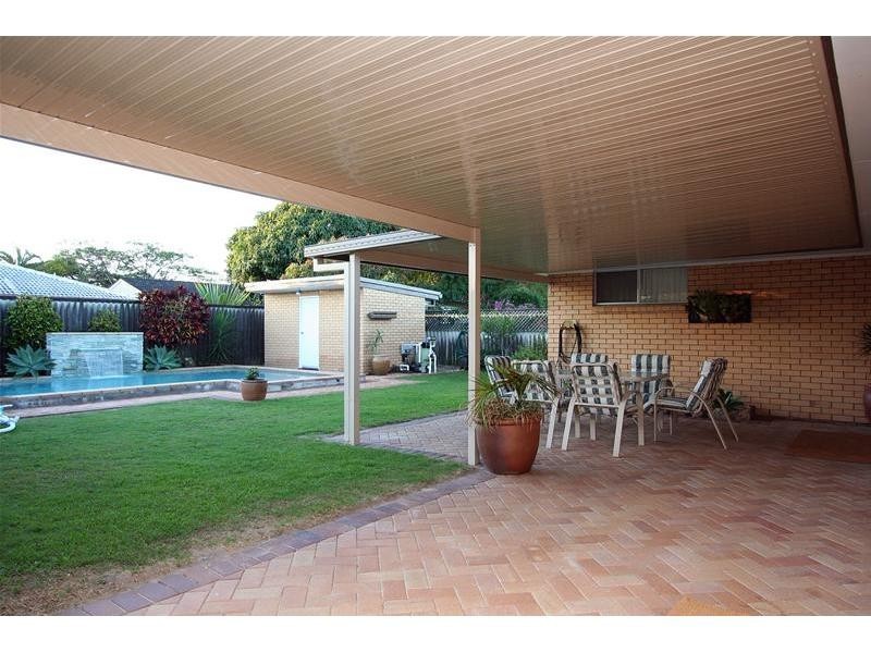 15 Bahloo Avenue, Palm Beach QLD 4221