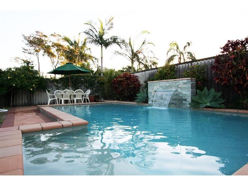 15 Bahloo Avenue, Palm Beach QLD 4221