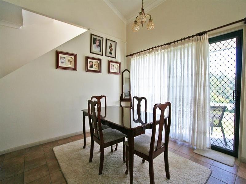 136 Castle Hill Drive, Gaven QLD 4211