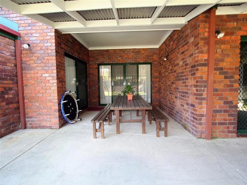 136 Castle Hill Drive, Gaven QLD 4211